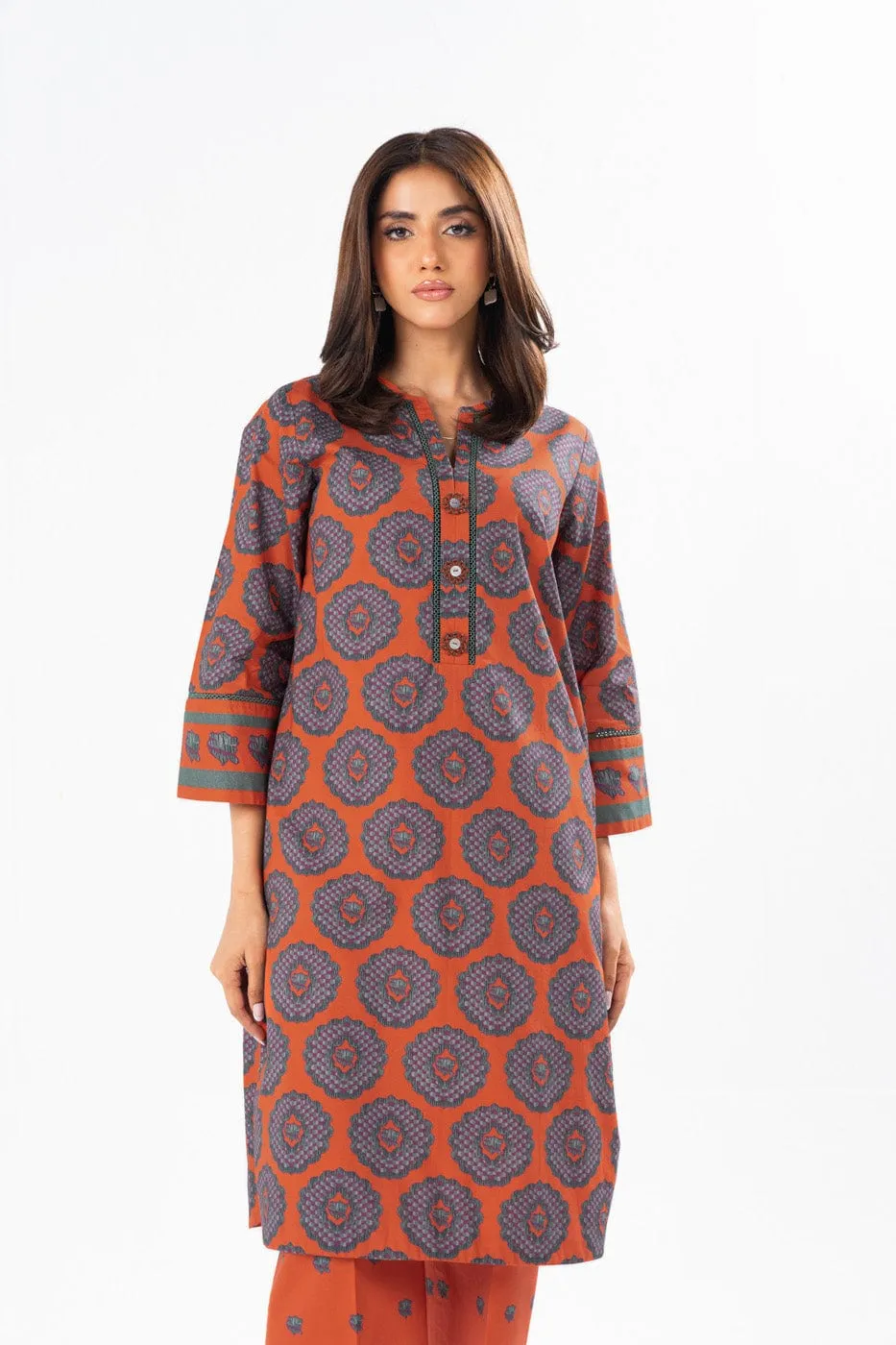 2 Pc Printed Lawn Suit With Printed Cambric Trouser