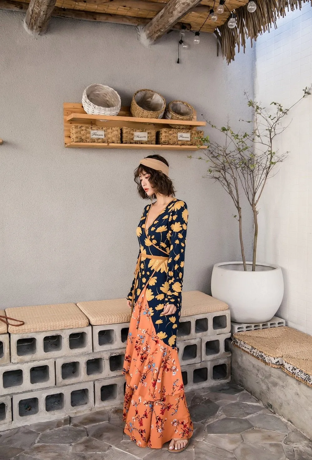 2024Vintage Floral Full Sleeve V-Neck Dress