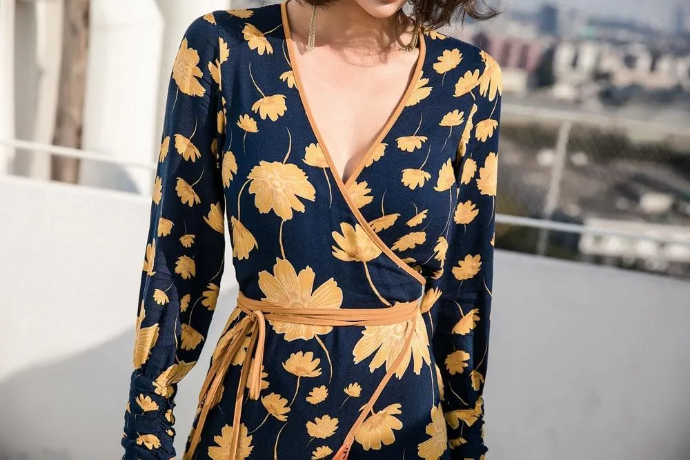 2024Vintage Floral Full Sleeve V-Neck Dress
