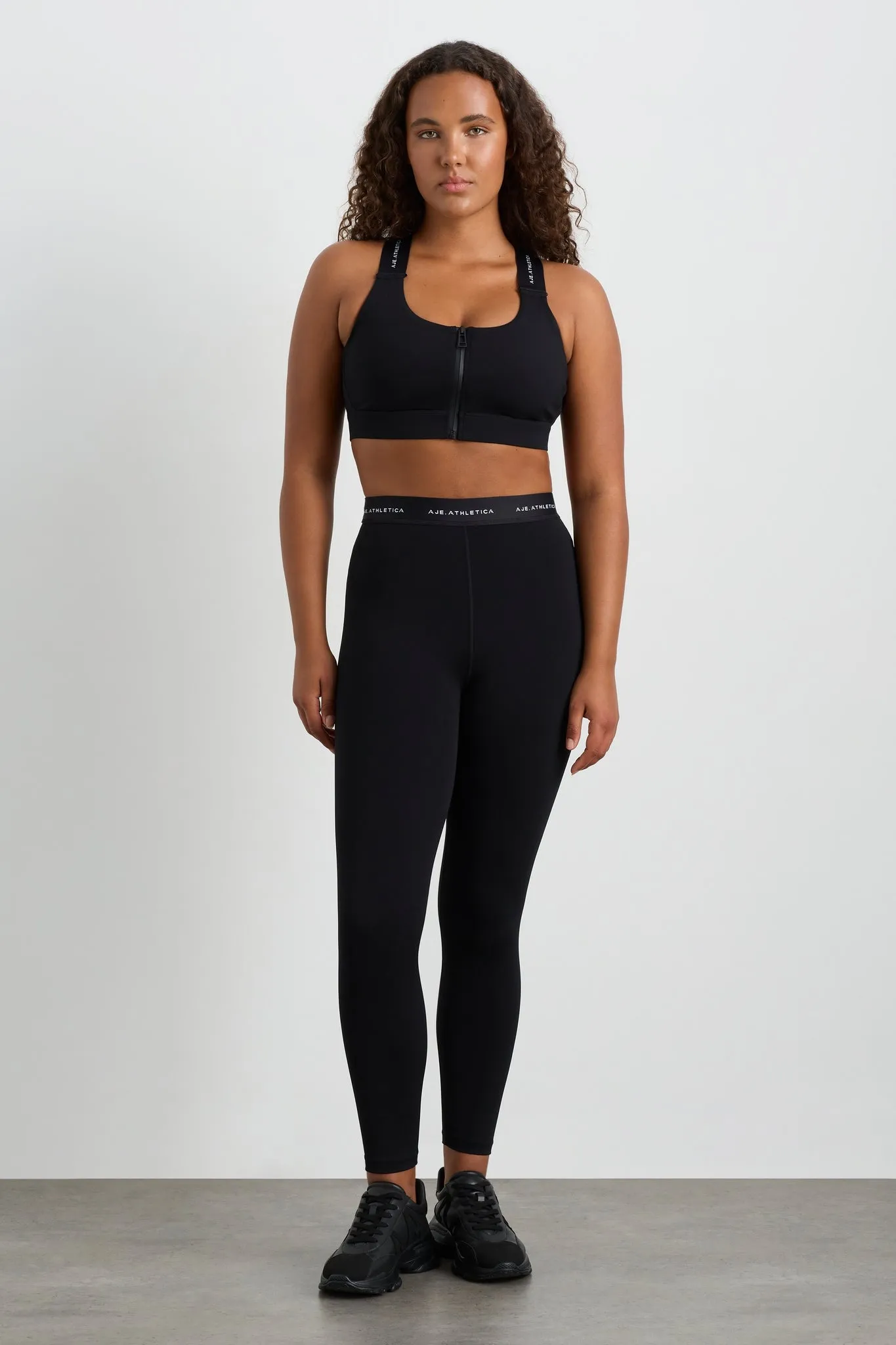 Contrast Logo 7/8 Legging 203