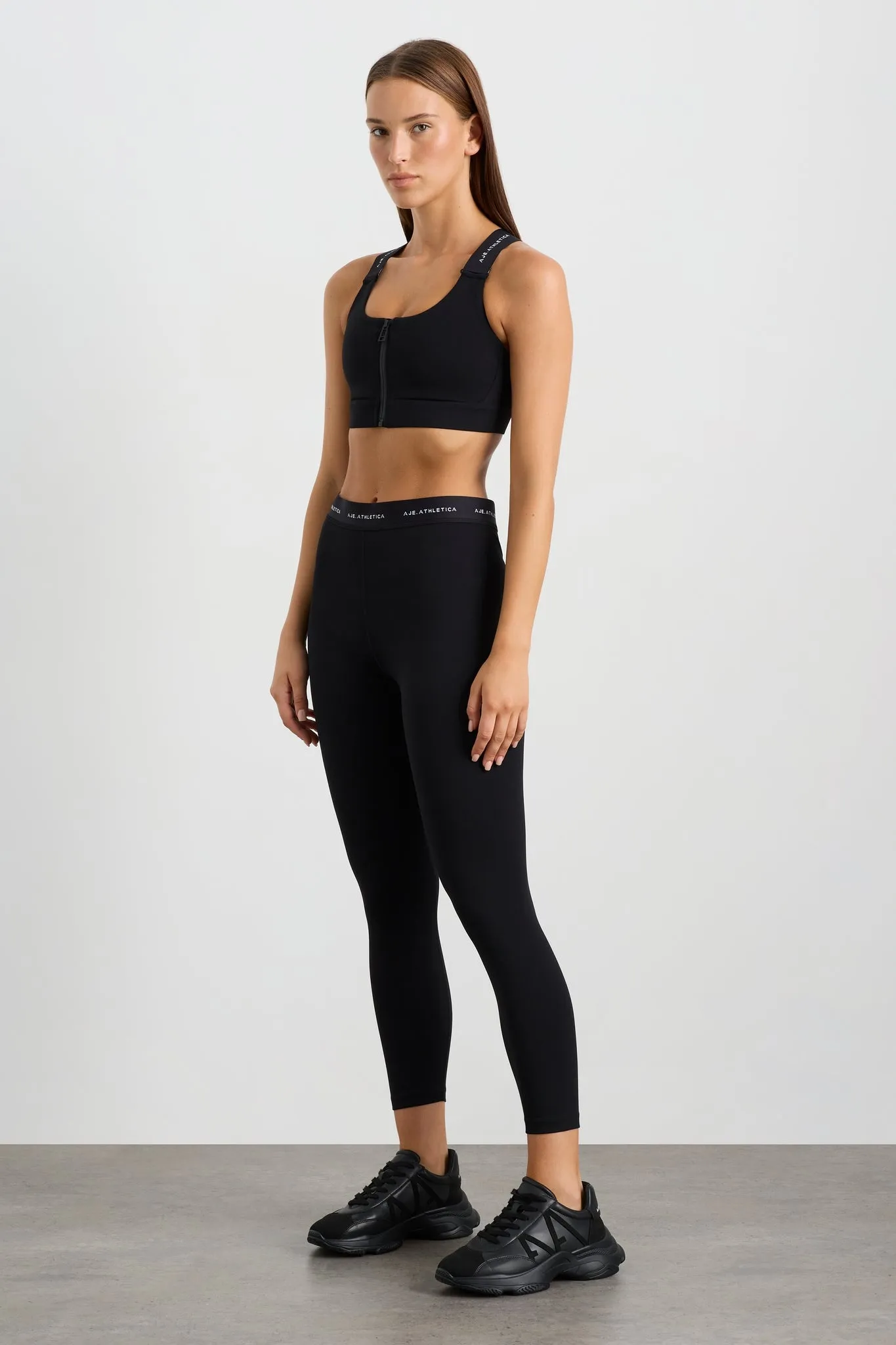 Contrast Logo 7/8 Legging 203