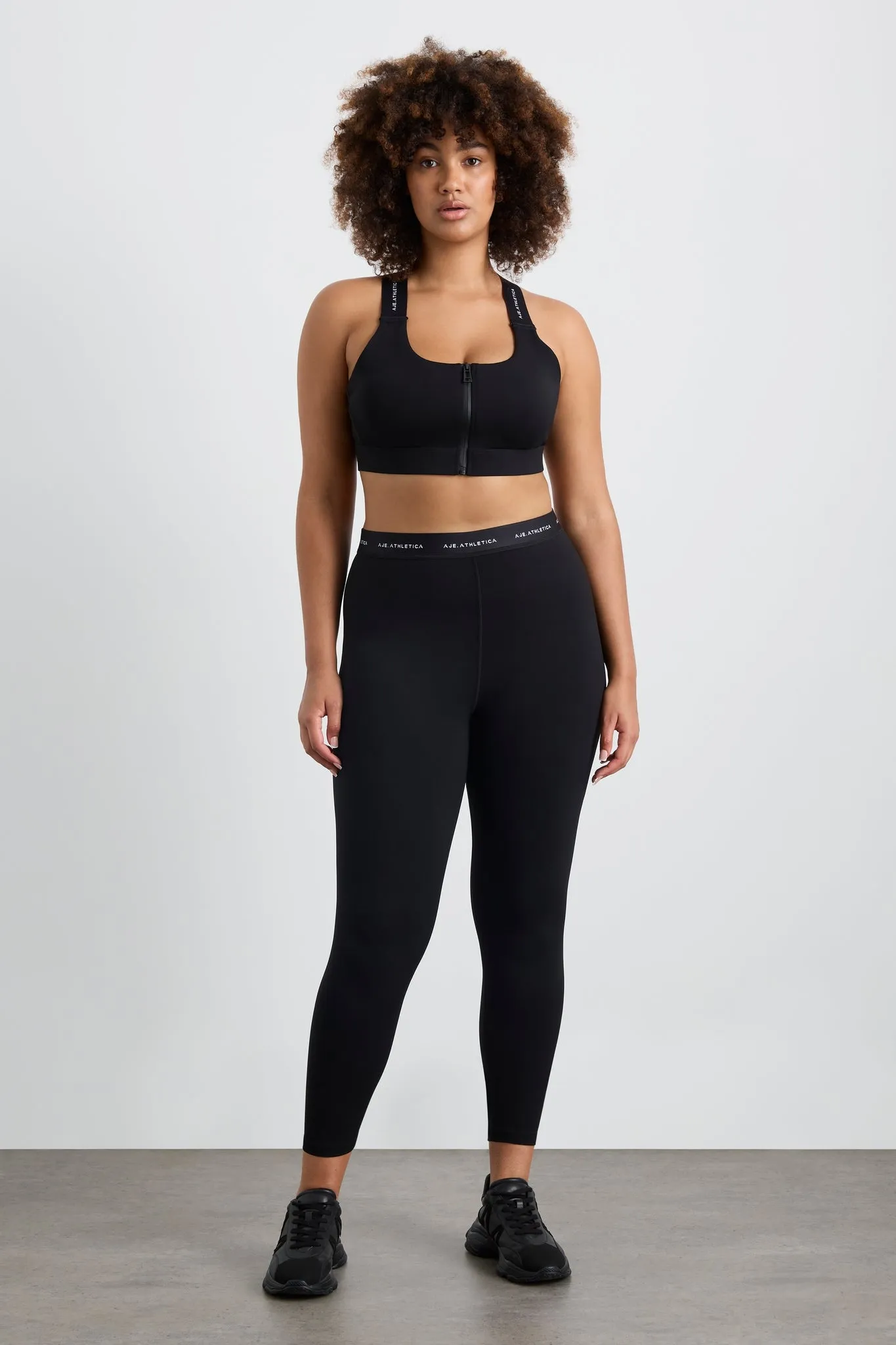 Contrast Logo 7/8 Legging 203
