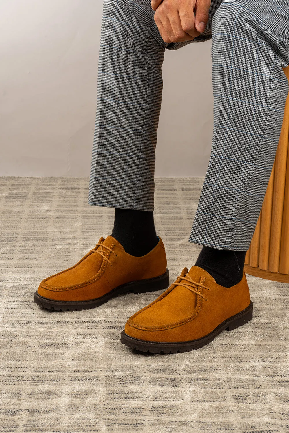 Joshua Suede Tobacco