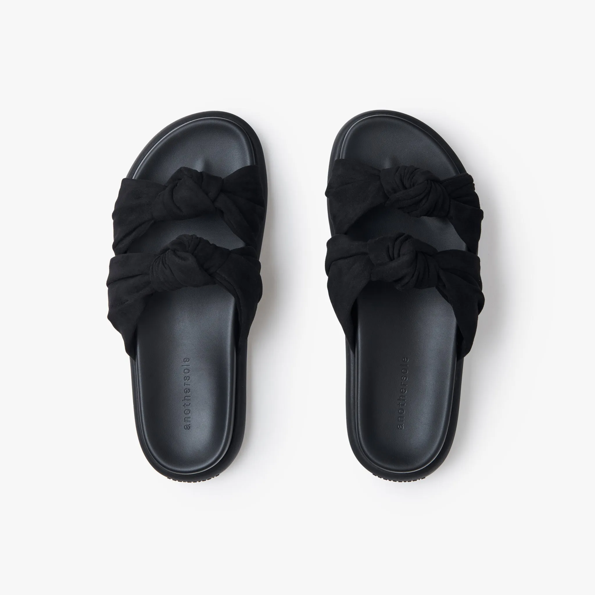 Knotty Marshmallow - Black