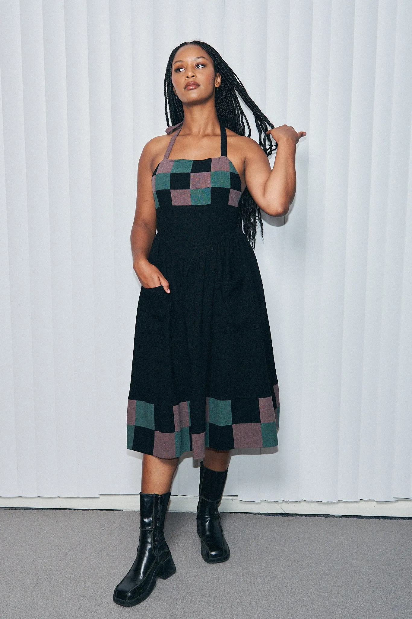 Mama Mia Linen Apron Dress Black/Green