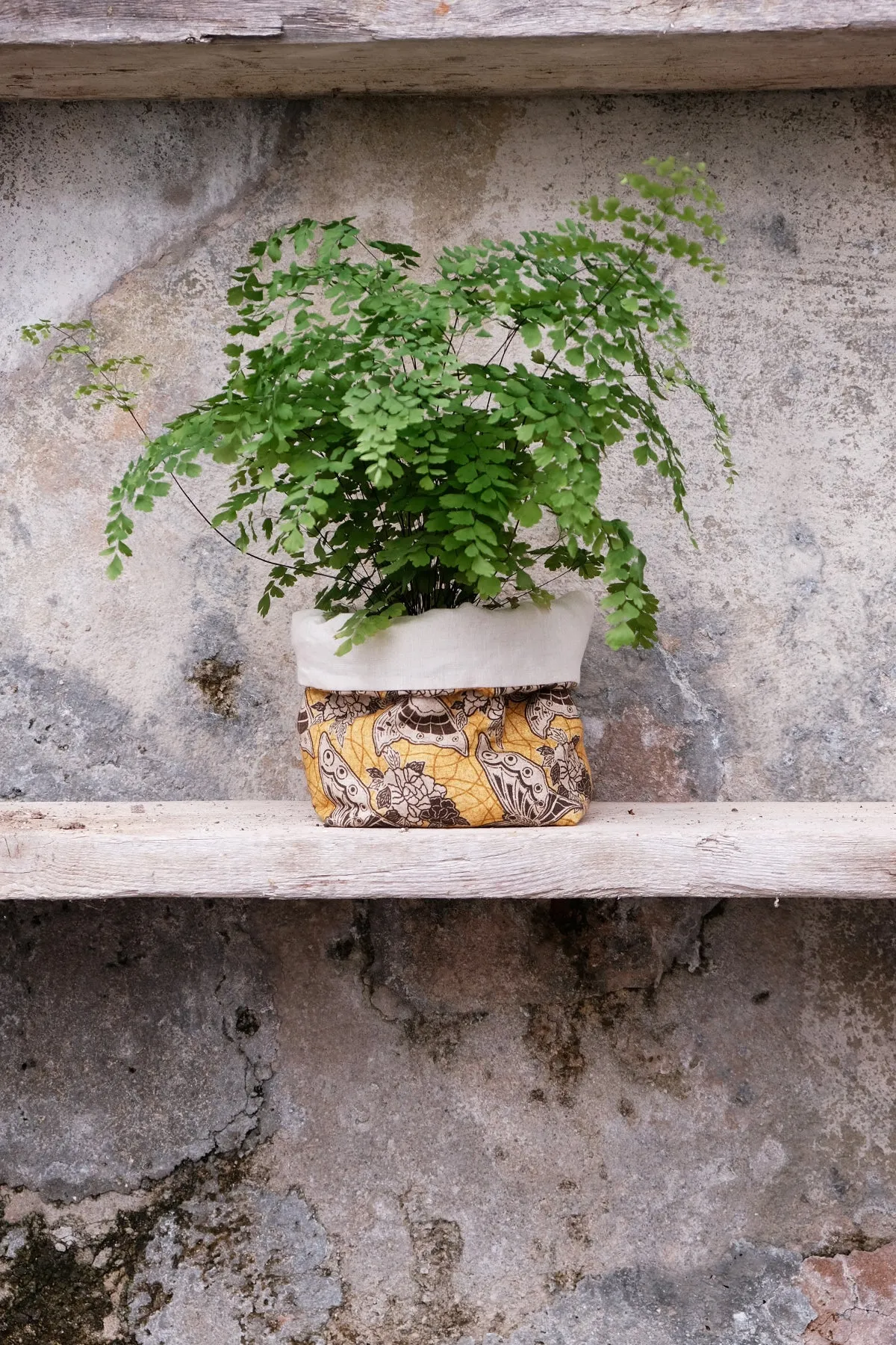 PRINTED LINEN BASKET