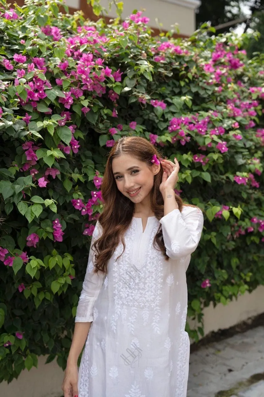 Ria Malhotra in Hand Embroidery Chikankari Long Kurti for Women In Chanderi Silk  White-6