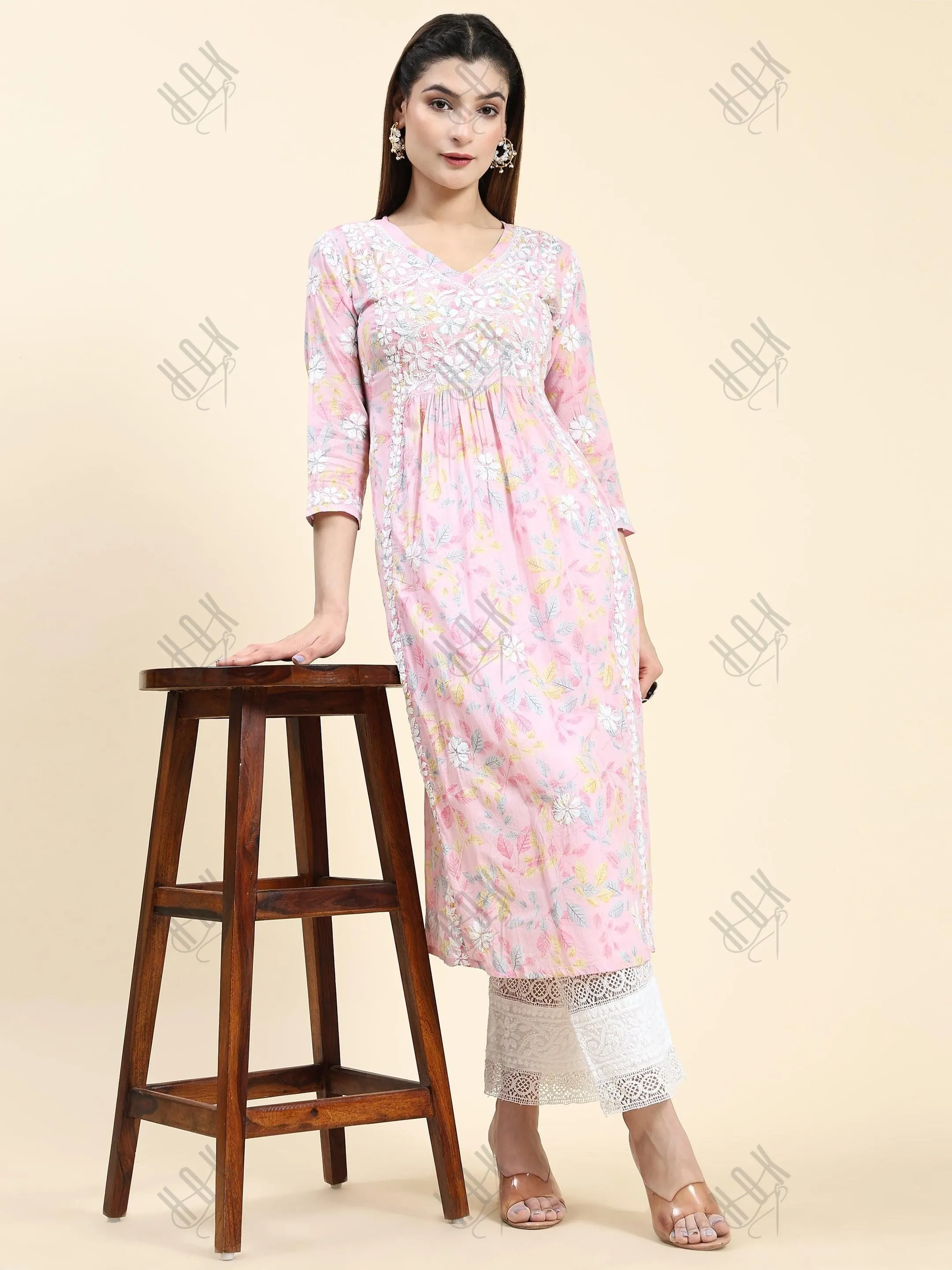 Samma Chikankari Long Kurta in Mul Cotton for Women- Baby Pink