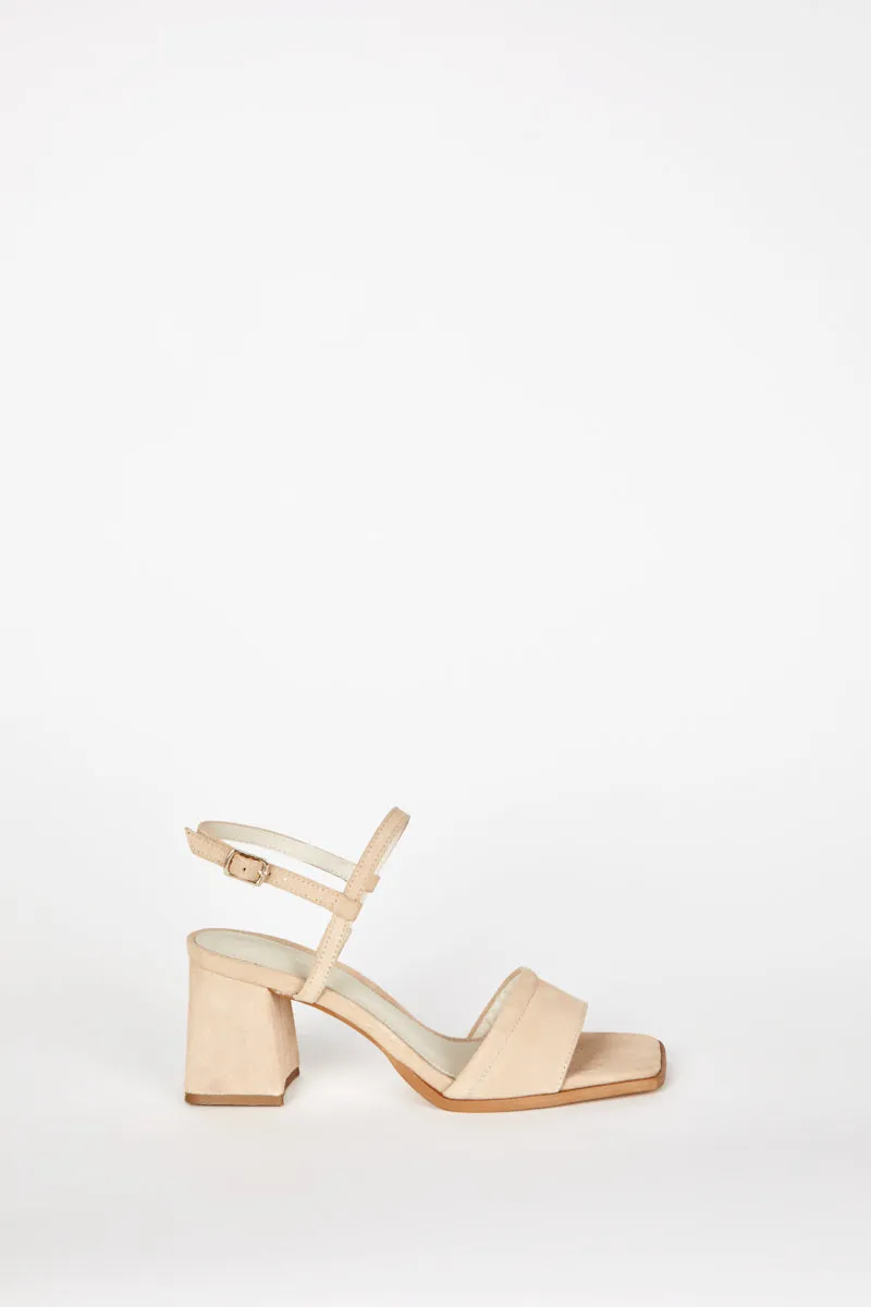 VALIDATED SUEDE HEEL